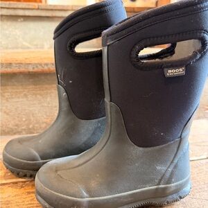BOGS Kids Waterproof Black Snow Boots - size 12